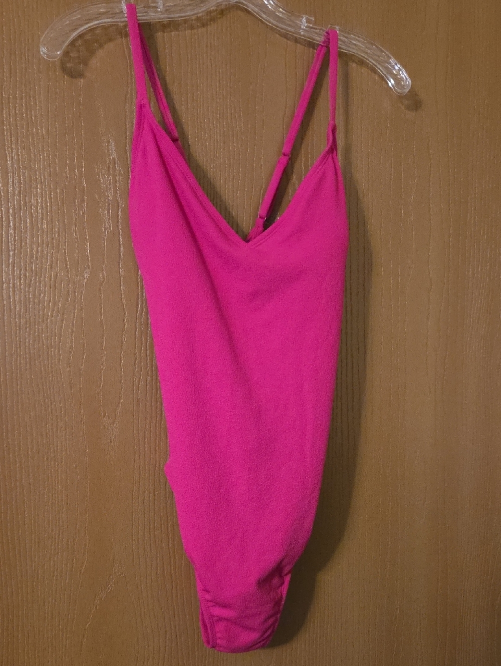 Shade & Shore Bright Fuchsia One-Piece Swimsuit...size Lg.